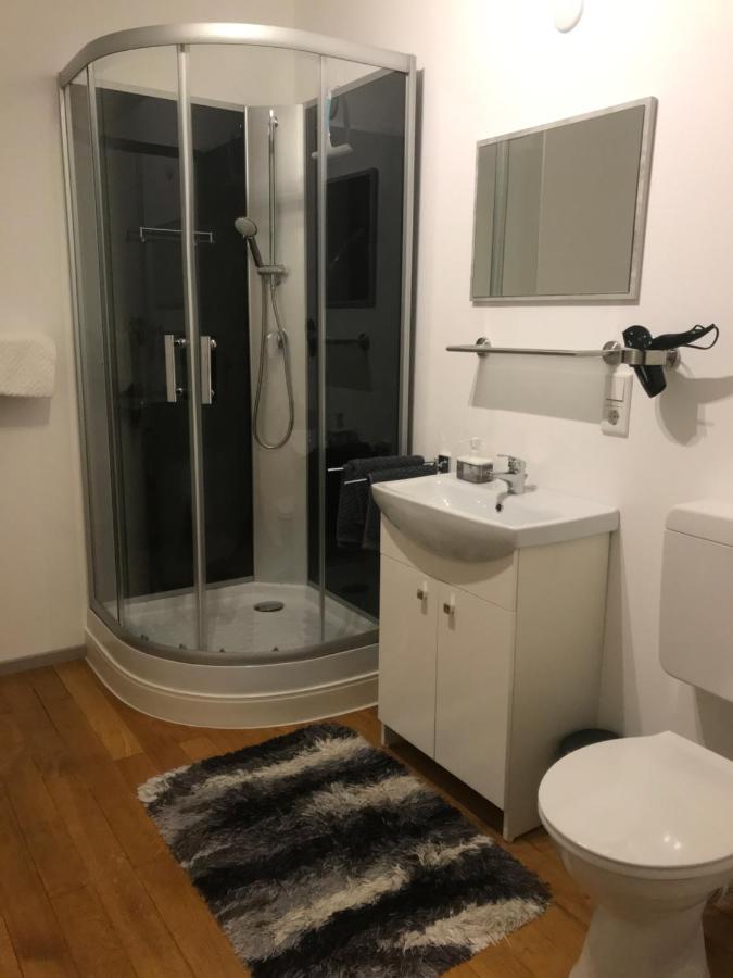 Hotel Haus Im Gruenen Lippstadt Esterno foto