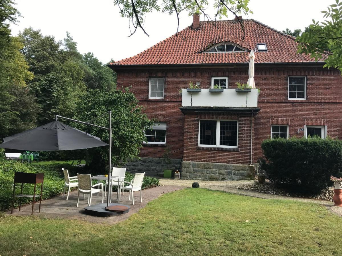 Hotel Haus Im Gruenen Lippstadt Esterno foto